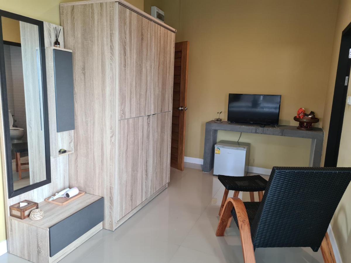 The Lantern Suites Ban Song Hong Bagian luar foto