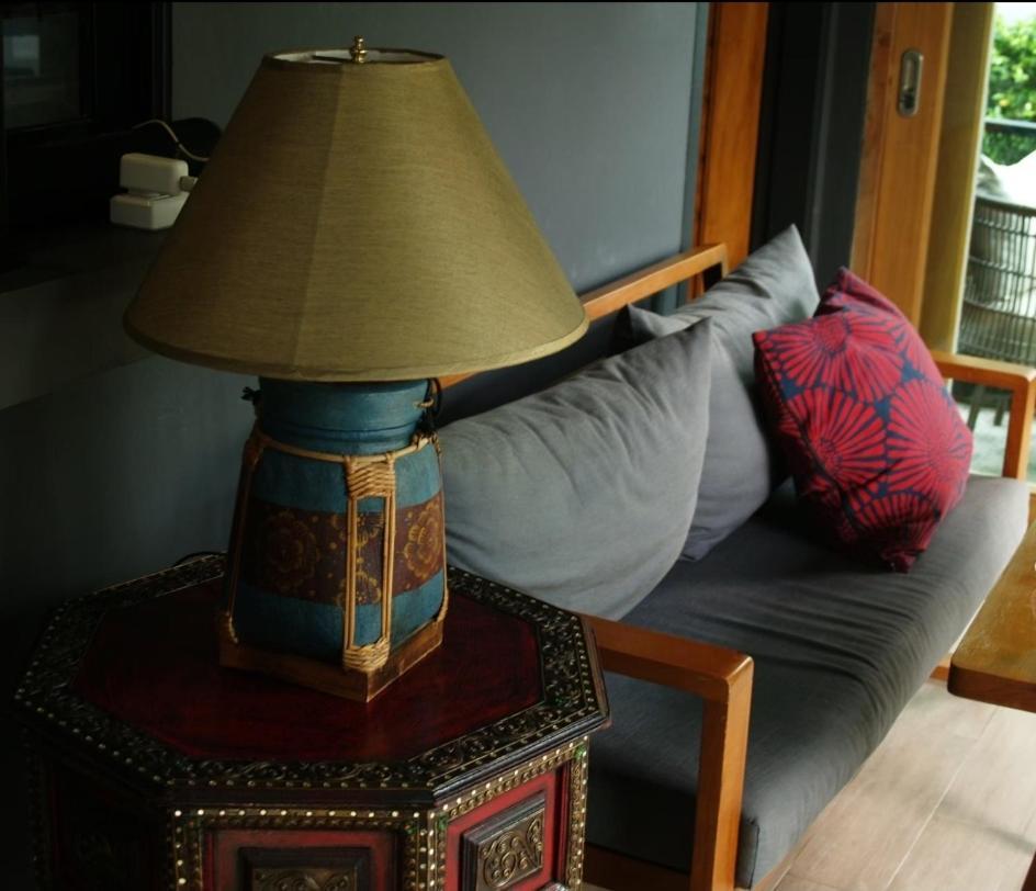 The Lantern Suites Ban Song Hong Bagian luar foto